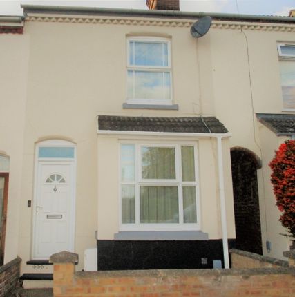 Terraced house to rent in Hardy Road, Norwich