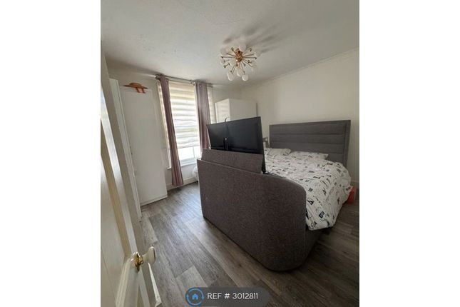 Crown Road, Sutton photo 5
