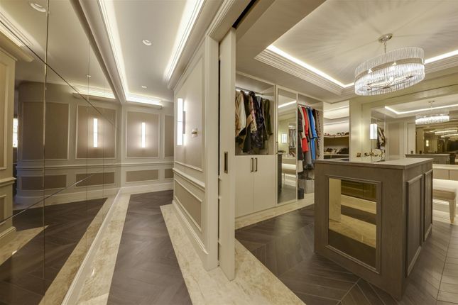 Master Dressing Area 1
