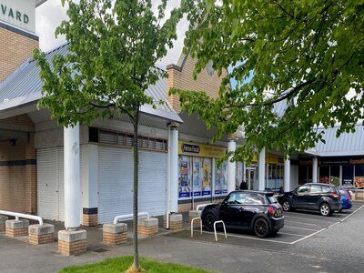 Thumbnail Retail premises to let in West Farm Avenue, Longbenton, Newcastle Upon Tyne