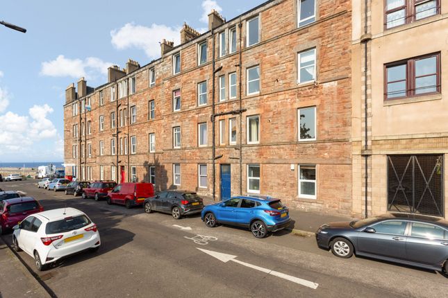 Thumbnail Flat for sale in 2B Harbour Road, Musselburgh