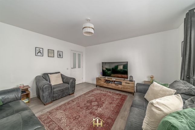 11, Kilspindie Crescent, Dundee photo 4