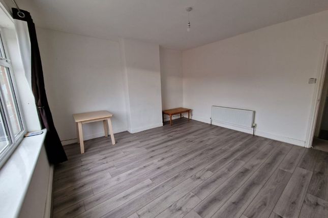 122a Liverpool Road, Eccles, Manchester photo 4