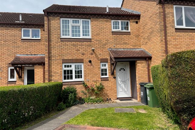 Thumbnail Terraced house for sale in Sanders Close, Redditch