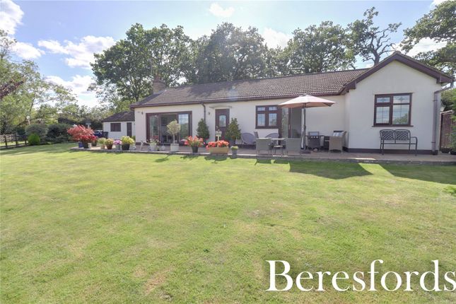 Bungalow for sale in Oakleigh Farm Cottages, Rayleigh Road