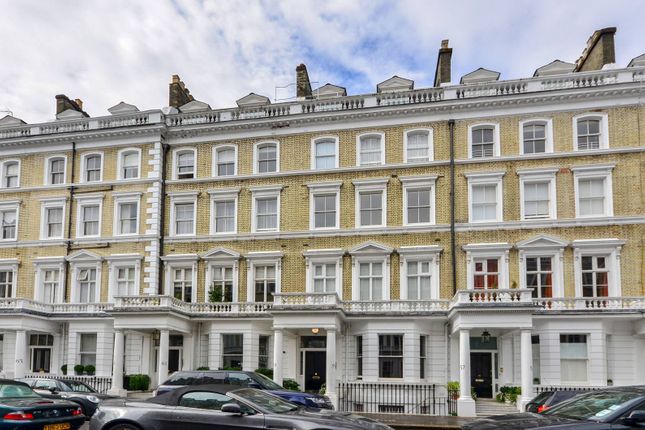 Flat to rent in Onslow Gardens, South Kensington, London