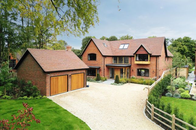Thumbnail Detached house for sale in Elvendon Road, Goring, Reading, Oxfordshire