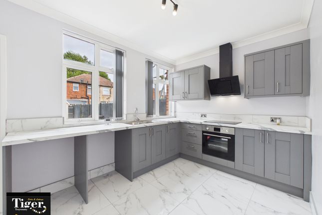 35, Winton Avenue, Blackpool photo 4