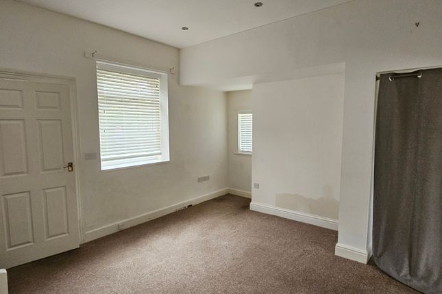 Semi-detached house to rent in North Avenue, Newcastle Upon Tyne