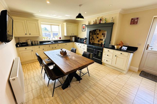 3, Meadow Gate, Selby photo 2