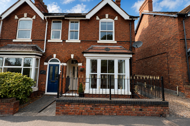 3-bed house on 49, Cannock, £1,400/mo