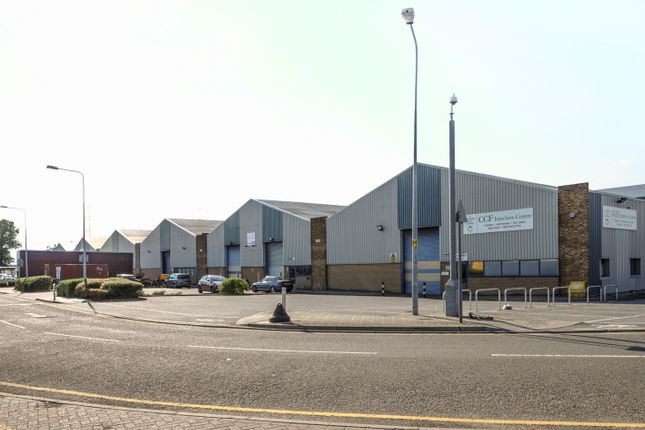 Thumbnail Warehouse to let in Beddington Cross, Croydon