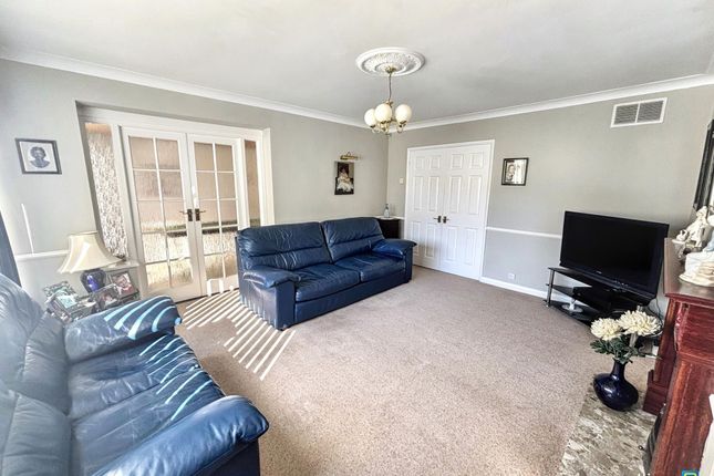 43, The Demesne, Ashington photo 2