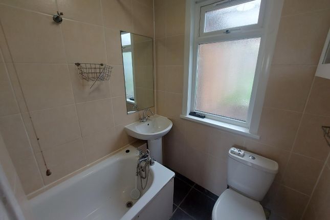 Terraced house to rent in Colchester Road, Edgware, Greater London