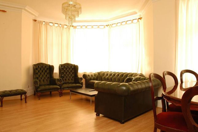 Thumbnail Flat to rent in Manor House, Marylebone, London