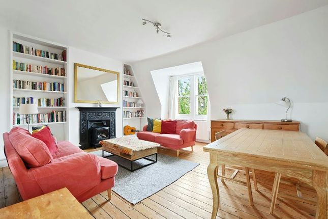 Thumbnail Flat for sale in Gladsmuir Road, London