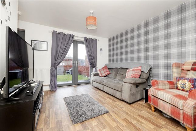 3 Wester Suttieslea Gardens, Newtongrange photo 3