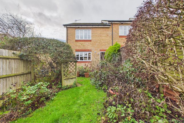 4, Pentland Rise, Great Ashby, Stevenage photo 2