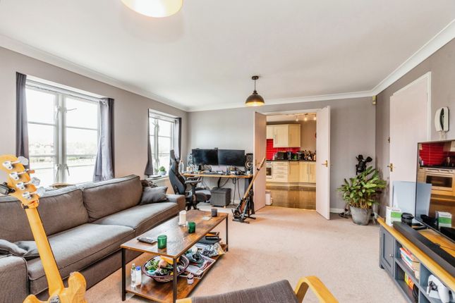Flat for sale in Pooles Wharf Court, Bristol