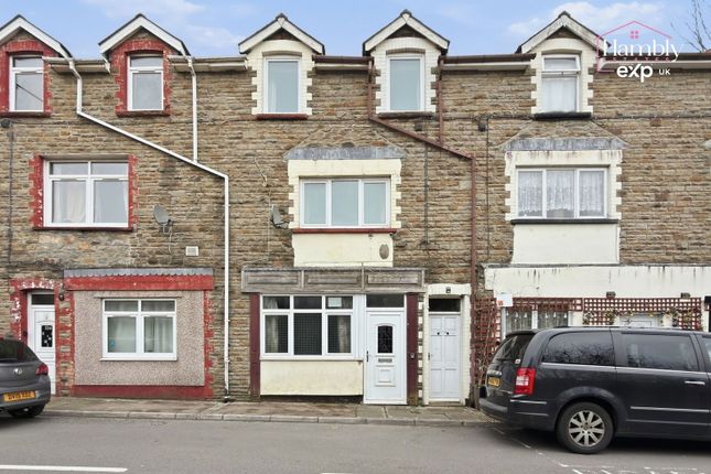 3-bed house on 8, High Street, Abertillery, £55,000