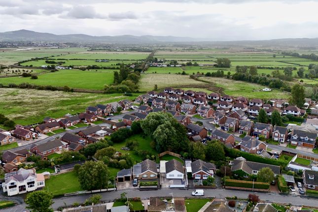 46, Denbigh Circle, Kinmel Bay photo 2