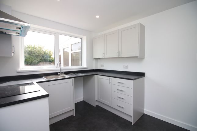 21, Southgate, Fleetwood photo 3