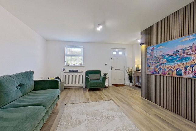 10, Castle Drive, Margate photo 3