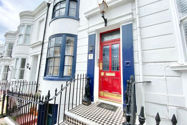 Thumbnail Flat to rent in Montpelier Street, Brighton