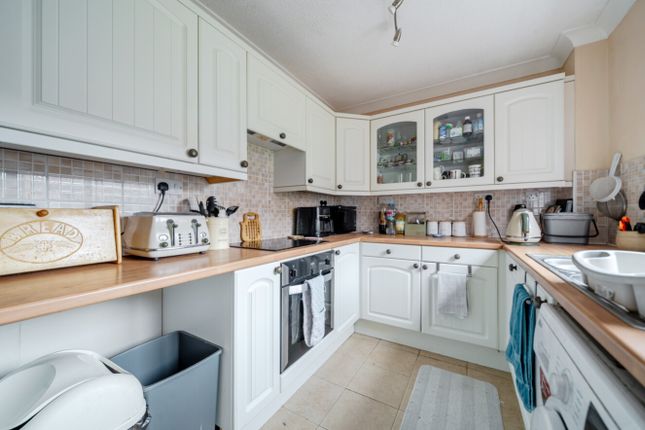 5, Pine Close, Sleaford photo 3