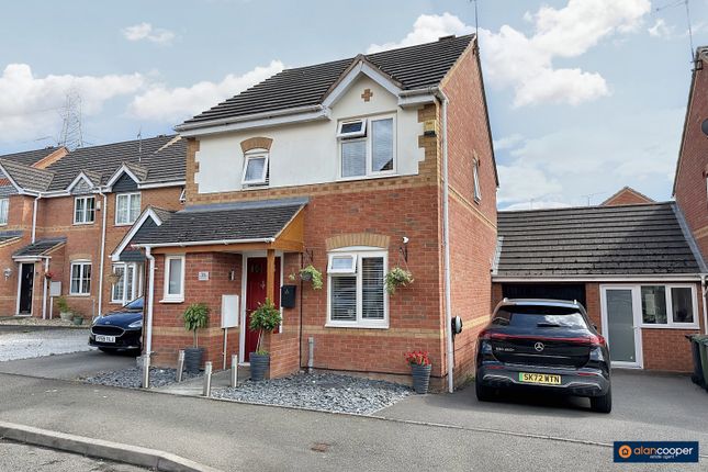 Thumbnail Link-detached house for sale in Upton Drive, Maple Park, Nuneaton