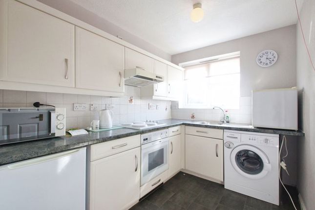 Flat for sale in Court Lodge, Upper Belvedere