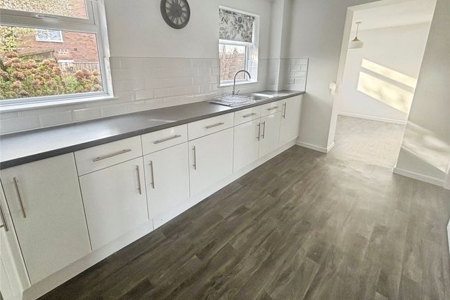 2, Canterbury Drive, Wolverhampton photo 3