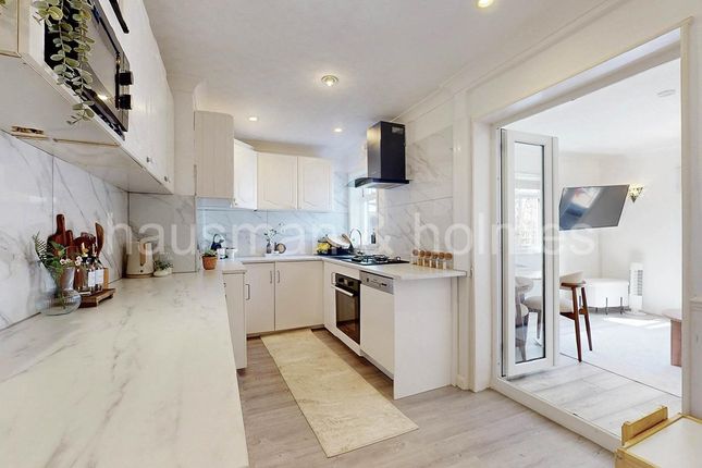 17, Bransgrove Road, Edgware photo 4