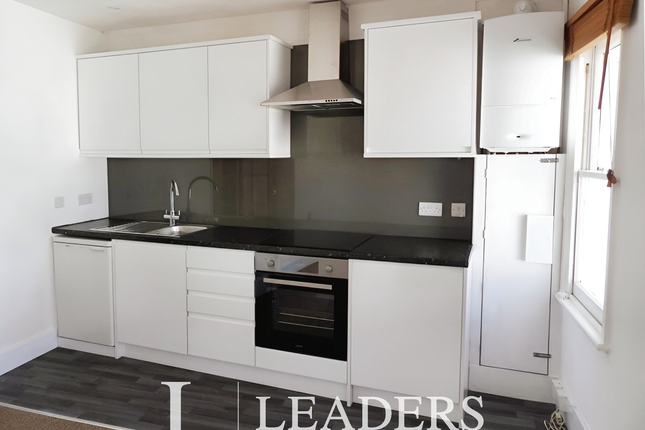 TFF, 68, Clyde Road, Brighton photo 2