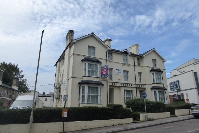 Office to let in Wellington House, Church Road, Ashford