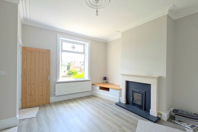 11, Old Lane, Brighouse photo 4