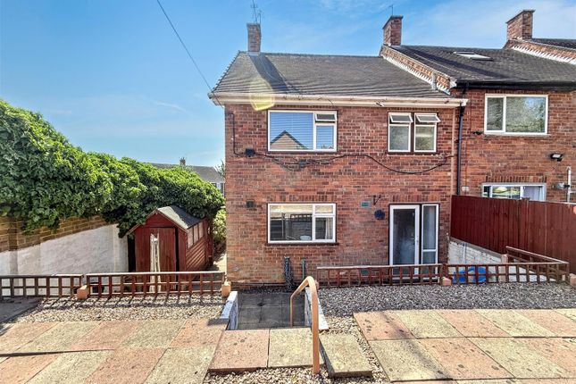 33, Hazel Hill Crescent, Nottingham photo 3