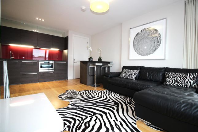 2 bed flat for sale in The Quad, Highcross Street, Leicester LE1