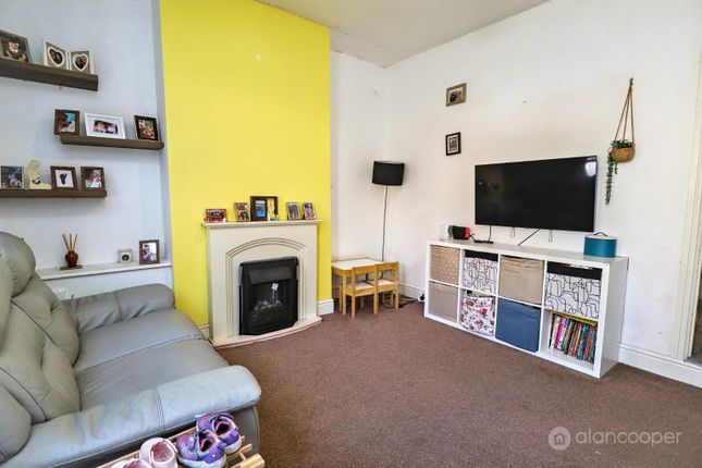 38 Wootton Street, Bedworth, Warwickshire photo 2