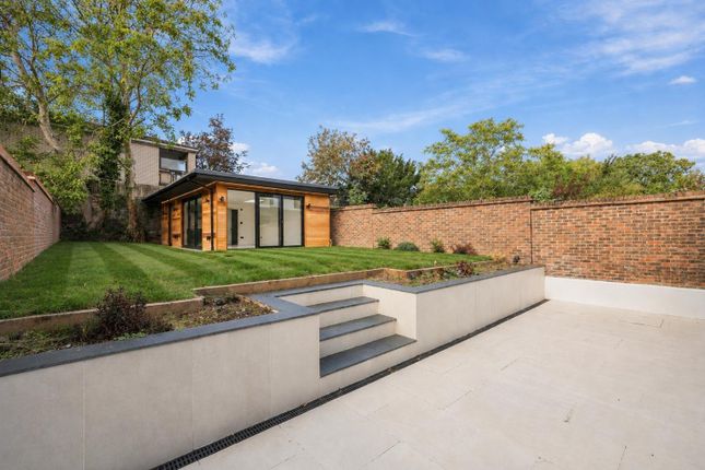 6, Cassilis Road, Twickenham photo 4