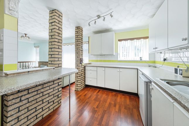 13, Rosemary drive, Bromham photo 4