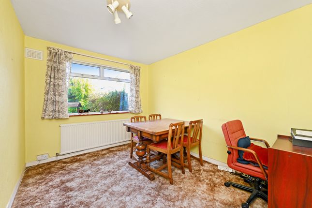 15, Ravelsykes Road, Penicuik photo 4