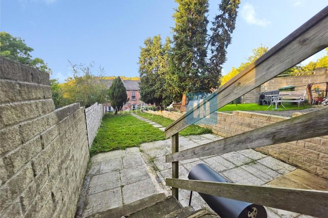 45, Woodville Road, West Yorkshire photo 4