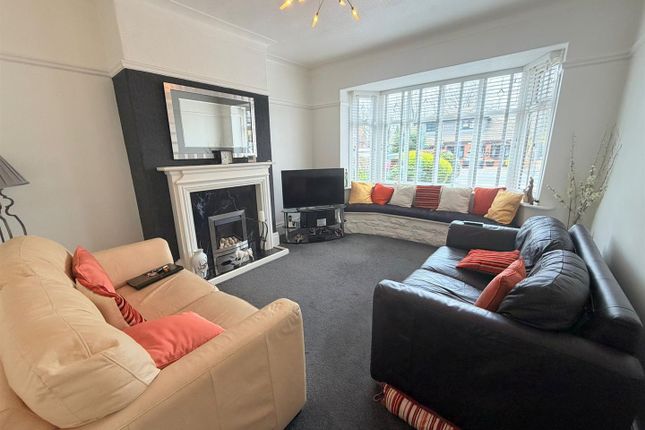 203, Newmarket Road, Ashton-Under-Lyne photo 4