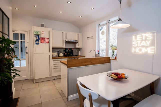 1F, Thorpebank Road, London photo 2