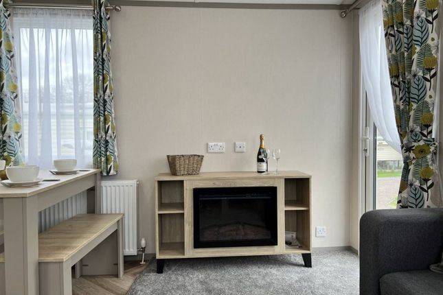 Manston Court Road, Margate photo 4