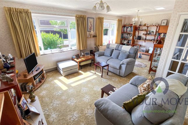 22, Nursery Gardens, Bedfordshire photo 2