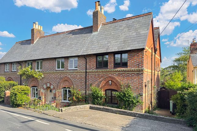 2-bed house on St Marys Cottage, Kemming Road, Ventnor, £250,000