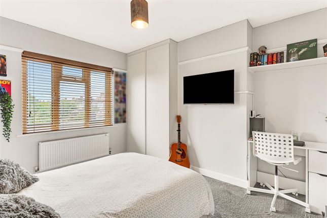 Bedroom 2.Jpg