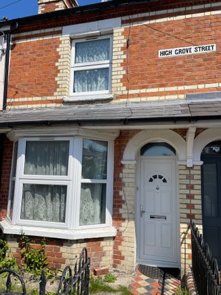Terraced house to rent in Highgrove Street, Reading